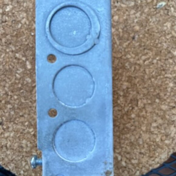 Two - Southwire 4 Square Junction box Welded - Picture 6 of 8